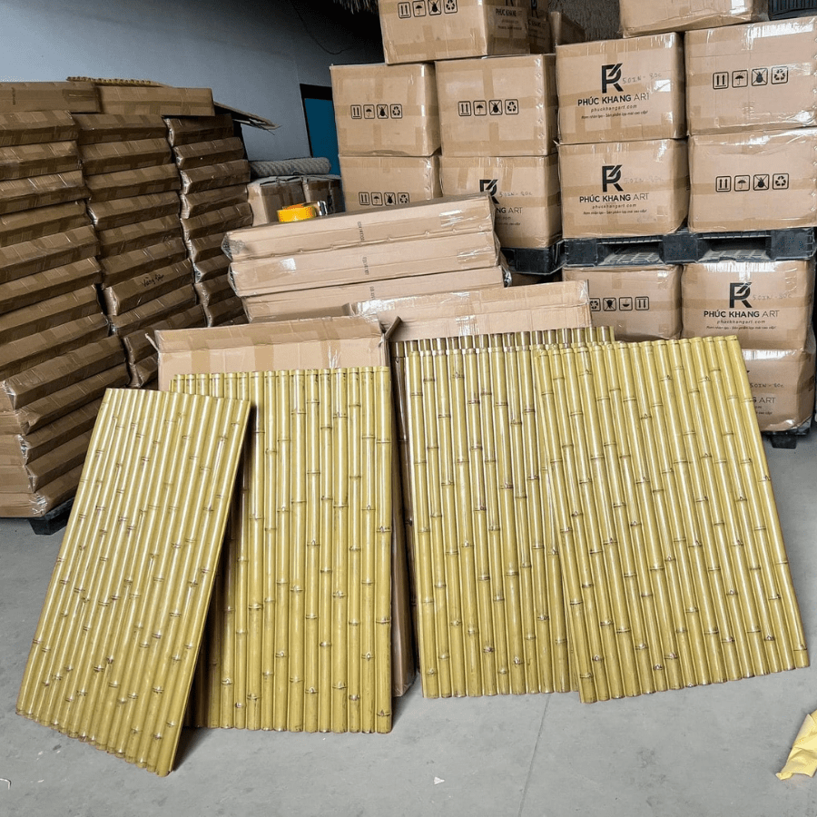 Hàng Rào Dài Gần 100m Từ Tấm Tre Nhân Tạo Tại Long An – Thi Công Như Thế Nào? 1 Tấm tre nhân tạo kích thước 99x67cm