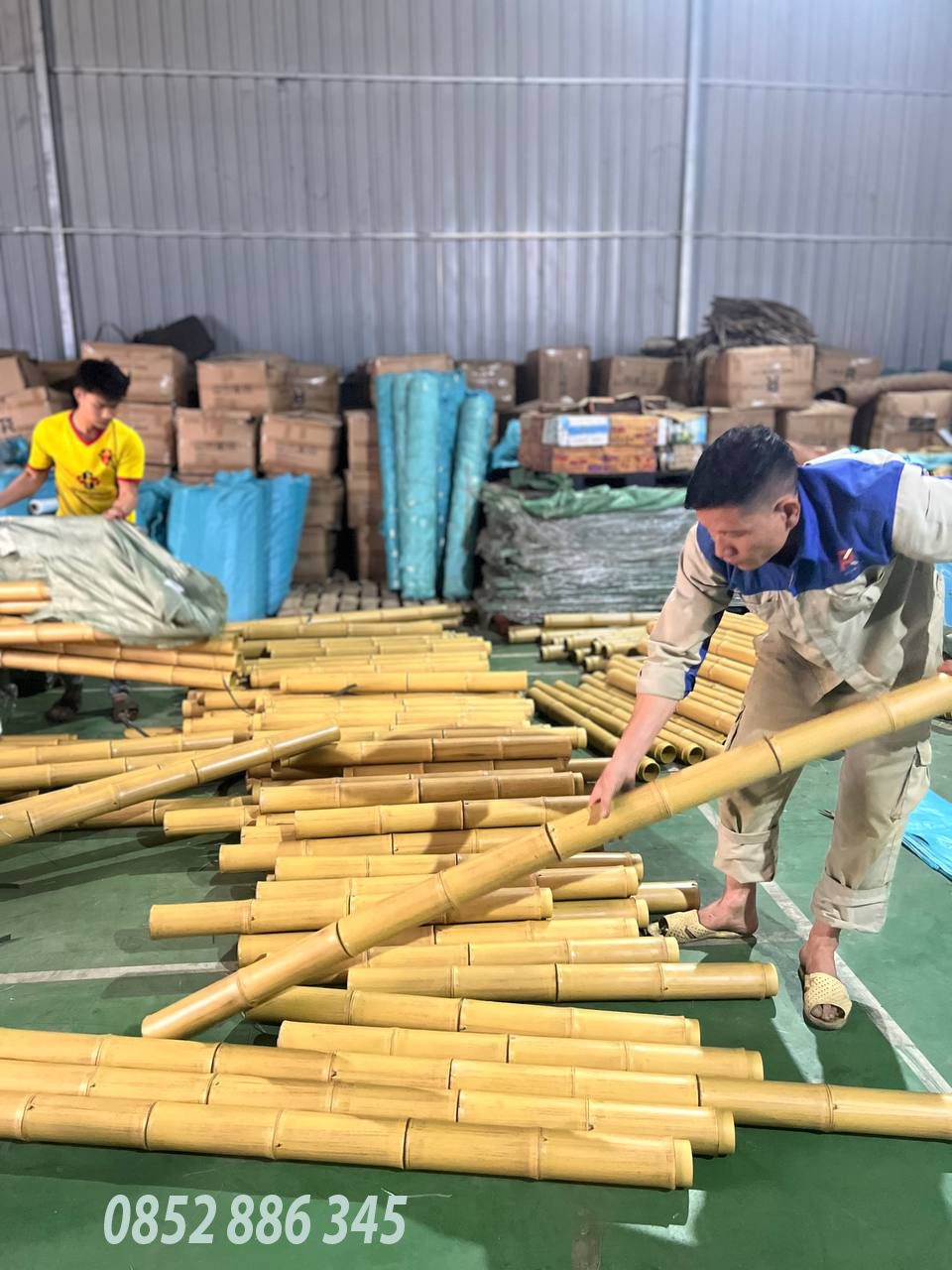 Ống Tre Nhân Tạo 14 Ống tre nhân tạo được nối vào nhau