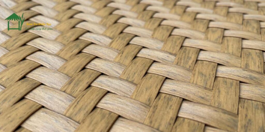 Cót Ép Nhân Tạo 13 Tấm cót ép nhân tạo chất lượng cao, vân tre sắc nét, bền bỉ và chống mối mọt, thích hợp trang trí trần, vách nội thất và ngoại thất.