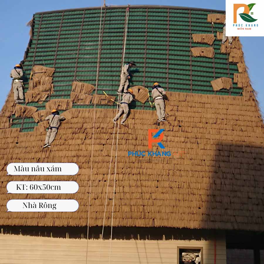 Rơm Nhân Tạo 6.0 - Giải Pháp Tiết Kiệm Chi Phí Lợp Mái 2 Thi công rơm nhân tạo 6.0 trên mái nhà Rông