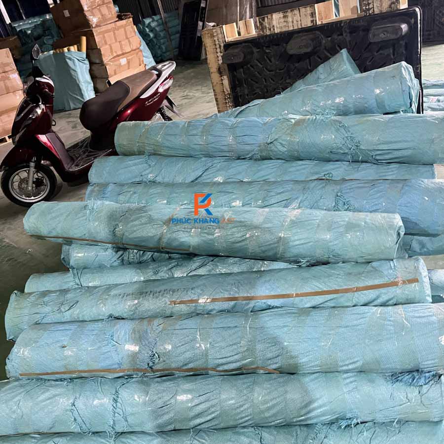 Cót Ép Nhân Tạo Hà Nội – Xu Hướng Ốp Trần Trang Trí Nhà Hàng 2025 5 Tổng kho cót ép nhân tạo Hà Nội với số lượng lớn
