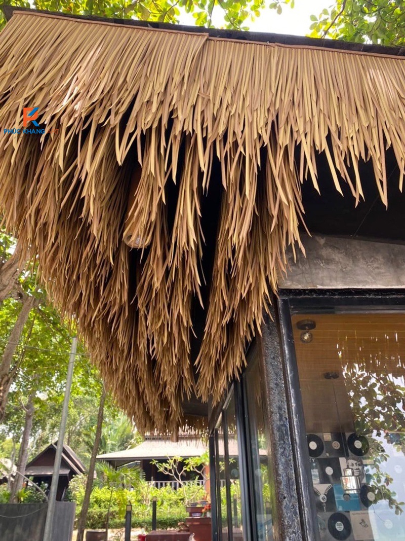 7 Không Gian Ứng Dụng Rơm Nhân Tạo Khiến Bất Kỳ Ai Cũng Muốn Check-in 7 Trần nhà decor với rơm nhân tạo