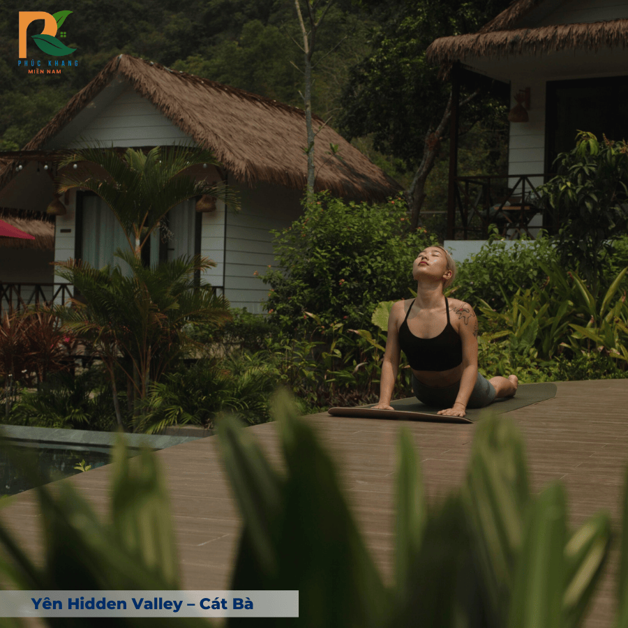 Yên Hidden Valley – Cát Bà | Khi Rơm Nhân Tạo Góp Phần Tạo Nên Một Ốc Đảo Bình Yên Giữa Núi Rừng 2025 13 Rơm nhân tạo bền đẹp, không mối mọt, chống nắng gắt – phù hợp khí hậu đảo Cát Bà.