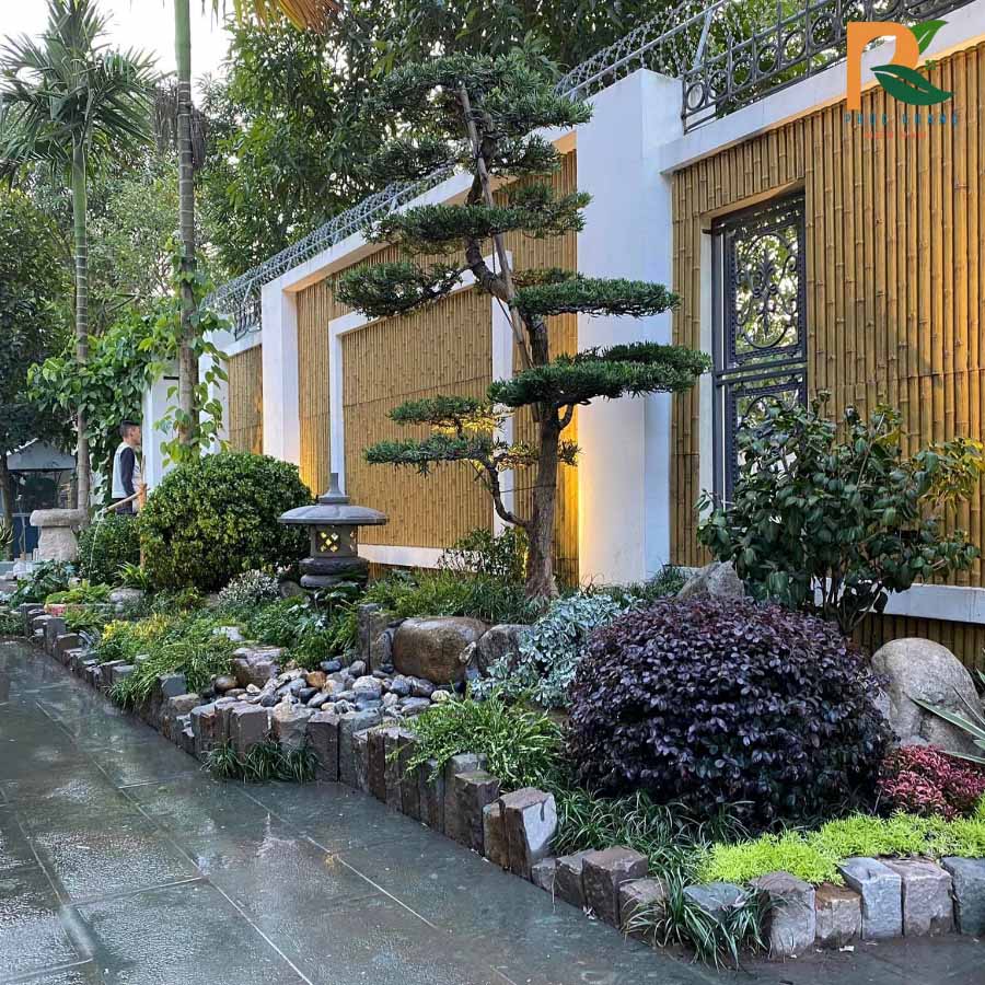 Tấm Tre Nhân Tạo - Decor Sân Vườn Biệt Thự Bền Đẹp 2025 6 Hoàn thiện ốp tấm tre nhân tạo