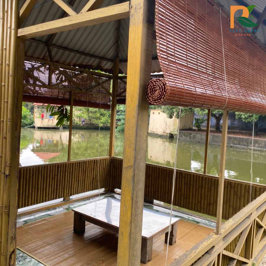 Tấm Tre Nhân Tạo Phúc Khang – 3 Bước Thi Công Tre Nhân Tạo Ốp Chòi Nổi Nhà Hàng 4 Hoàn thiện 2