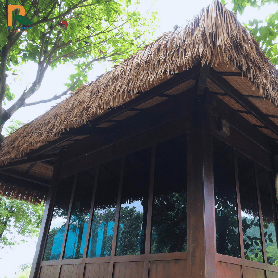 Rơm Nhân Tạo Tại Thanh Hóa – Vật Liệu Lợp Mái Bền Đẹp Cho Du Lịch, Cafe & Homestay 2025 43 Công trình homestay sử dụng rơm nhân tạo tại Thanh Hóa