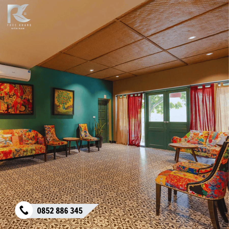 Cót Ép Nhân Tạo tại Hòa Bình – Giải Pháp Ốp Trần & Ốp Vách Bền Đẹp, Chống Ẩm Cho Công Trình 2025 12 Cót ép nhân tạo ốp trần tại homestay Mai Châu – phong cách mộc sang trọng.